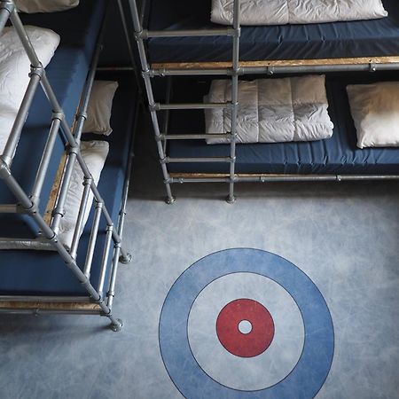 Hostel Roots Тілбург Екстер'єр фото