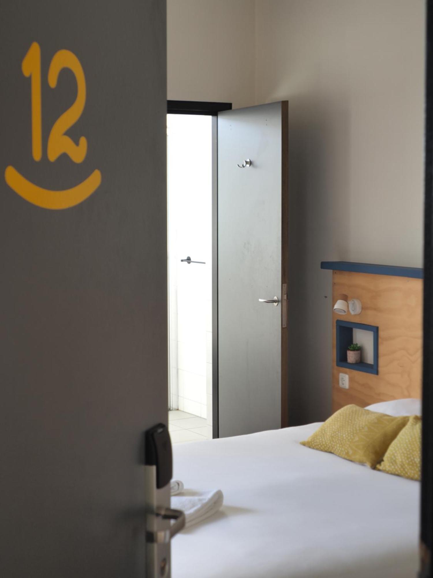 Hostel Roots Тілбург Екстер'єр фото