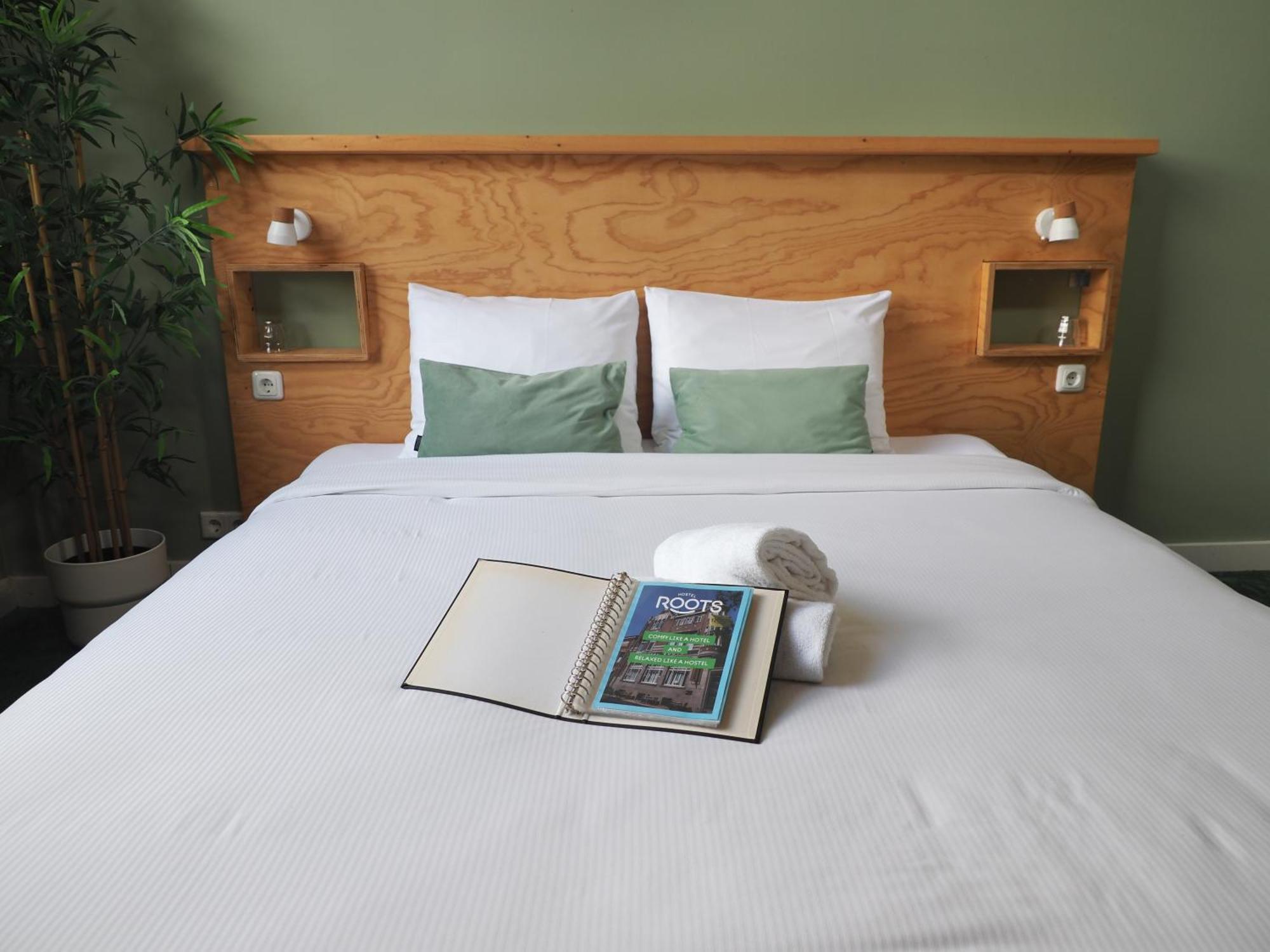 Hostel Roots Тілбург Екстер'єр фото