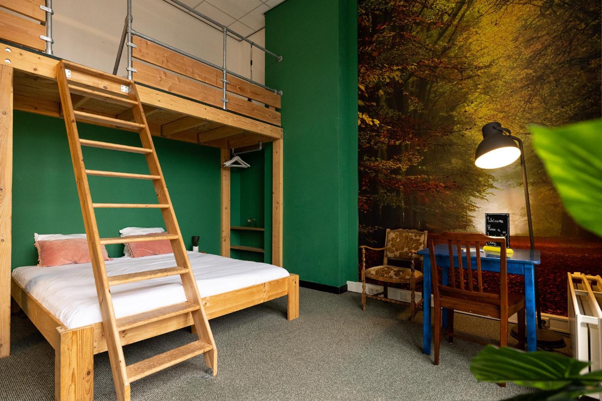 Hostel Roots Тілбург Екстер'єр фото